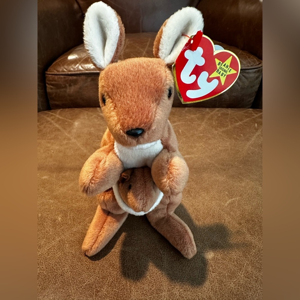 Ty 1996 “Pouch” Kangaroo Beanie Baby